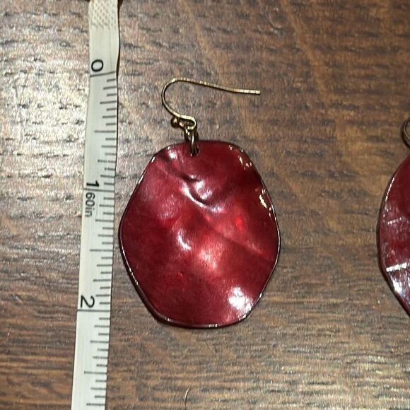 Vintage Artesian Bohemian Red Shell Drop Hook Earrings - Picture 10 of 13